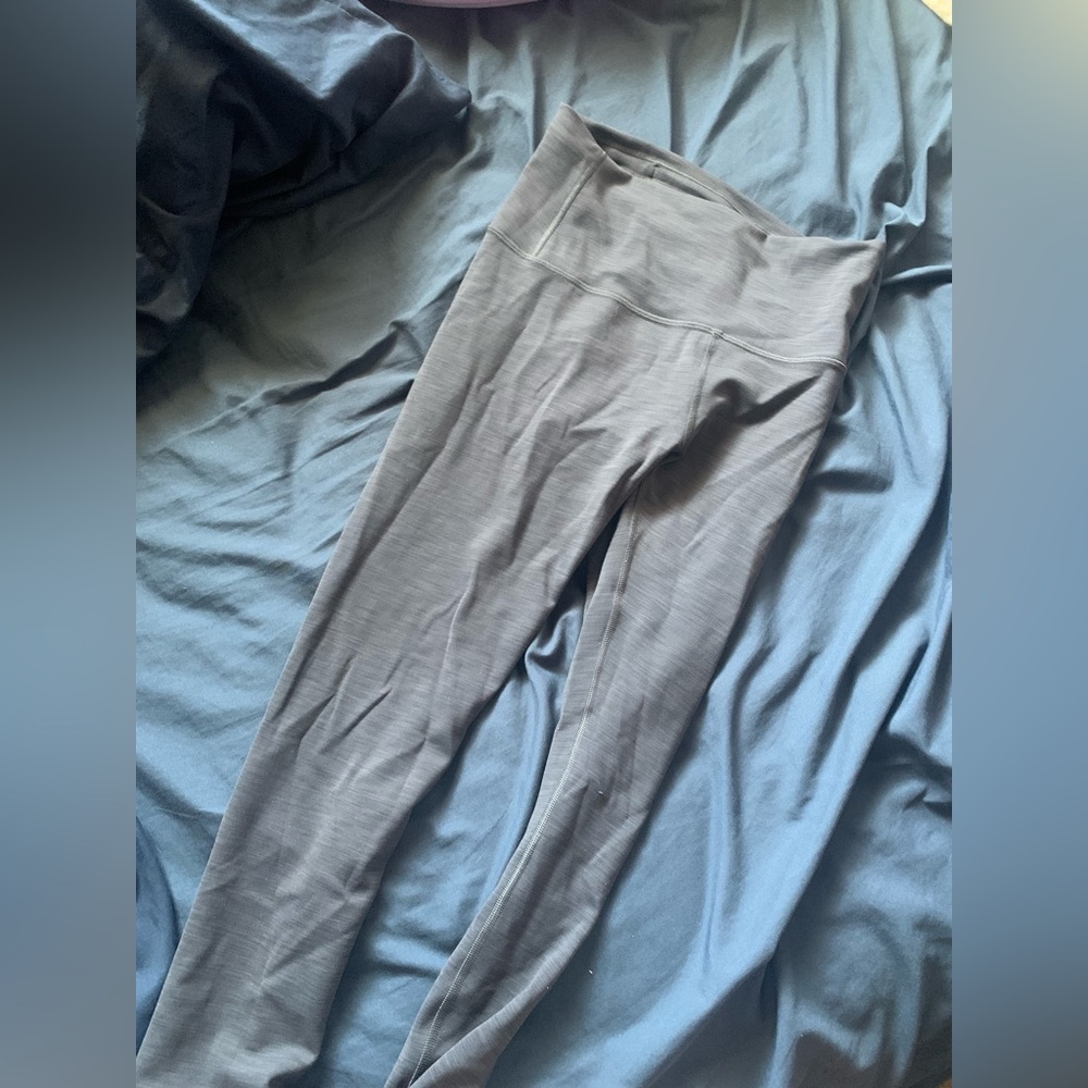 lululemon Wunder Train 25" size 6